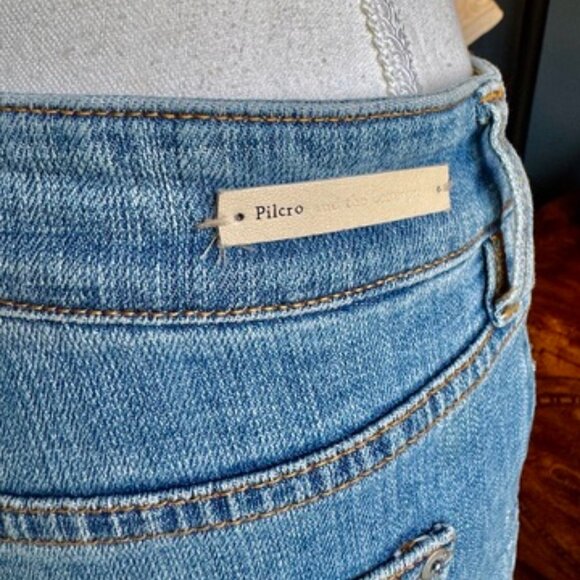 Pilcro Anthropologie Slim Boyfriend Light Wash Gold Embroidered Jeans - Picture 9 of 16